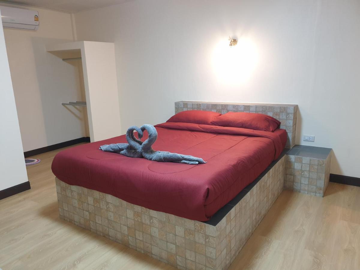 Rung Inn Homestay ラノーン エクステリア 写真