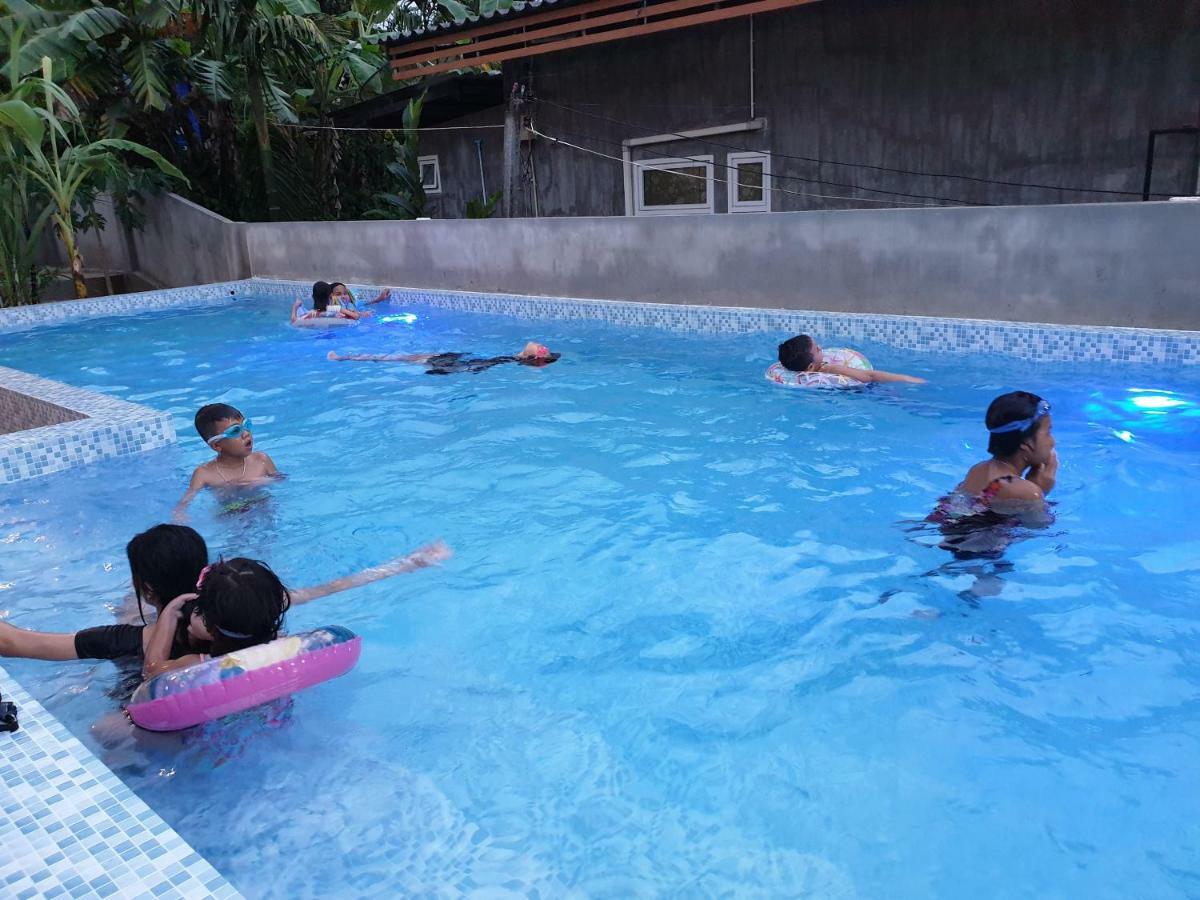 Rung Inn Homestay ラノーン エクステリア 写真