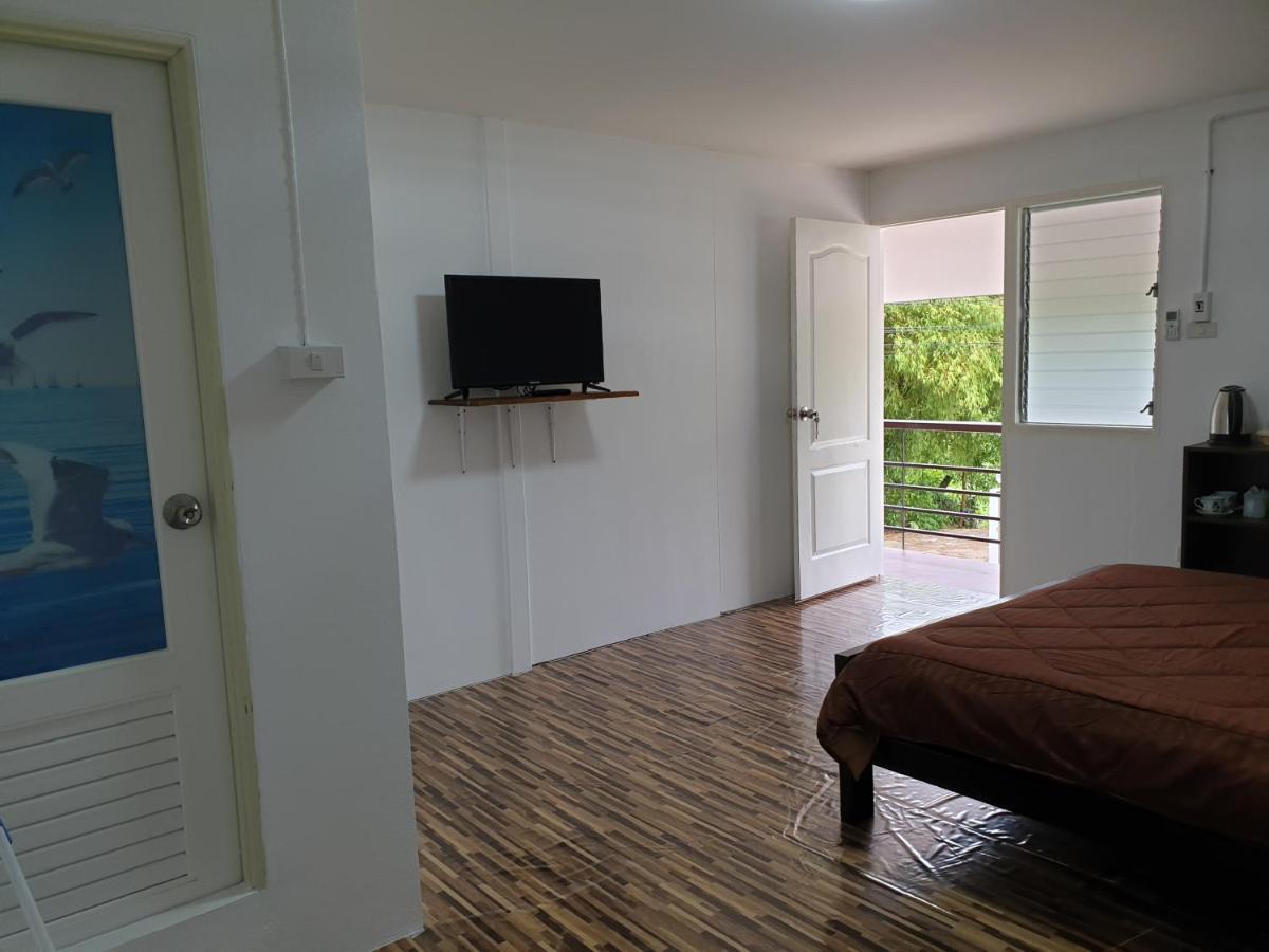 Rung Inn Homestay ラノーン エクステリア 写真