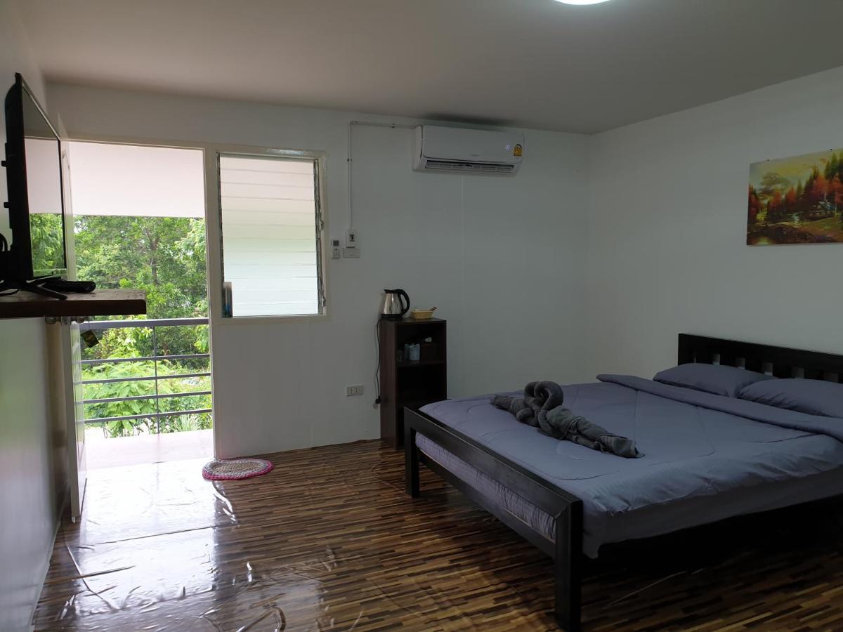 Rung Inn Homestay ラノーン エクステリア 写真